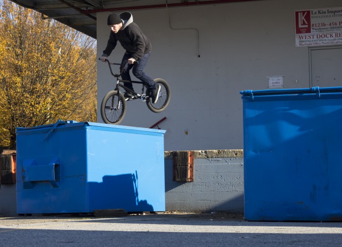 Matt Desson nose manual by Zach Rampen