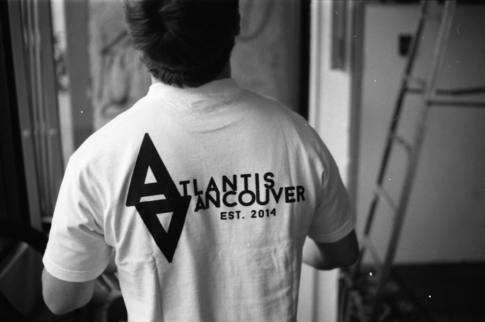 Atlantis logo back